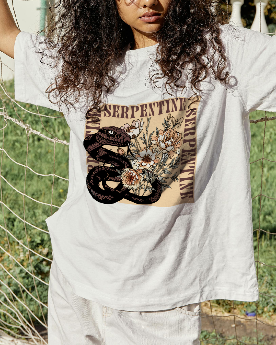 Serpentine - Women's Roundneck T-shirt